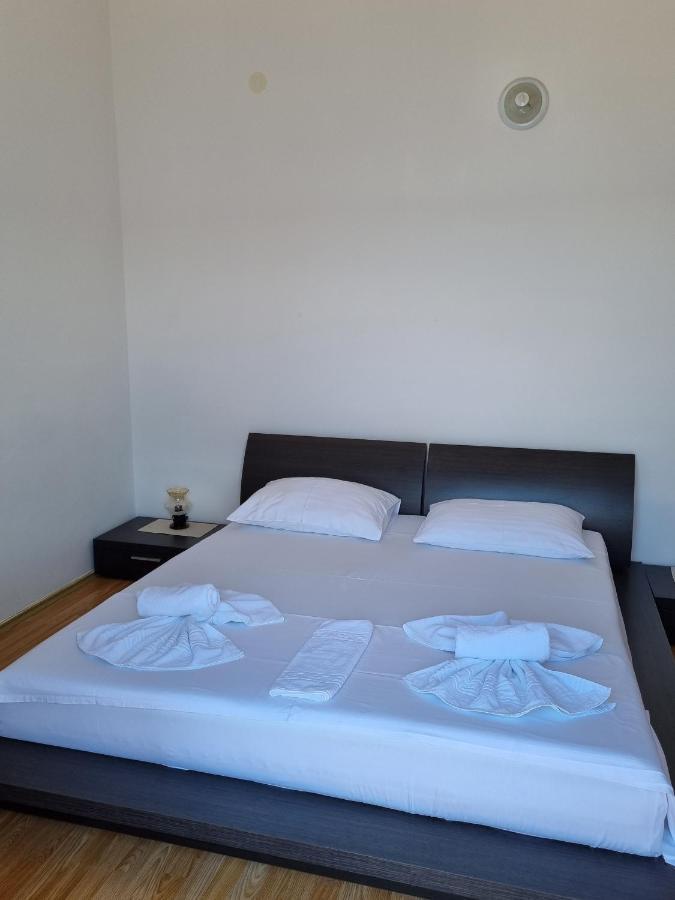 Bed And Breakfast Miramar Starigrad Paklenica Dış mekan fotoğraf