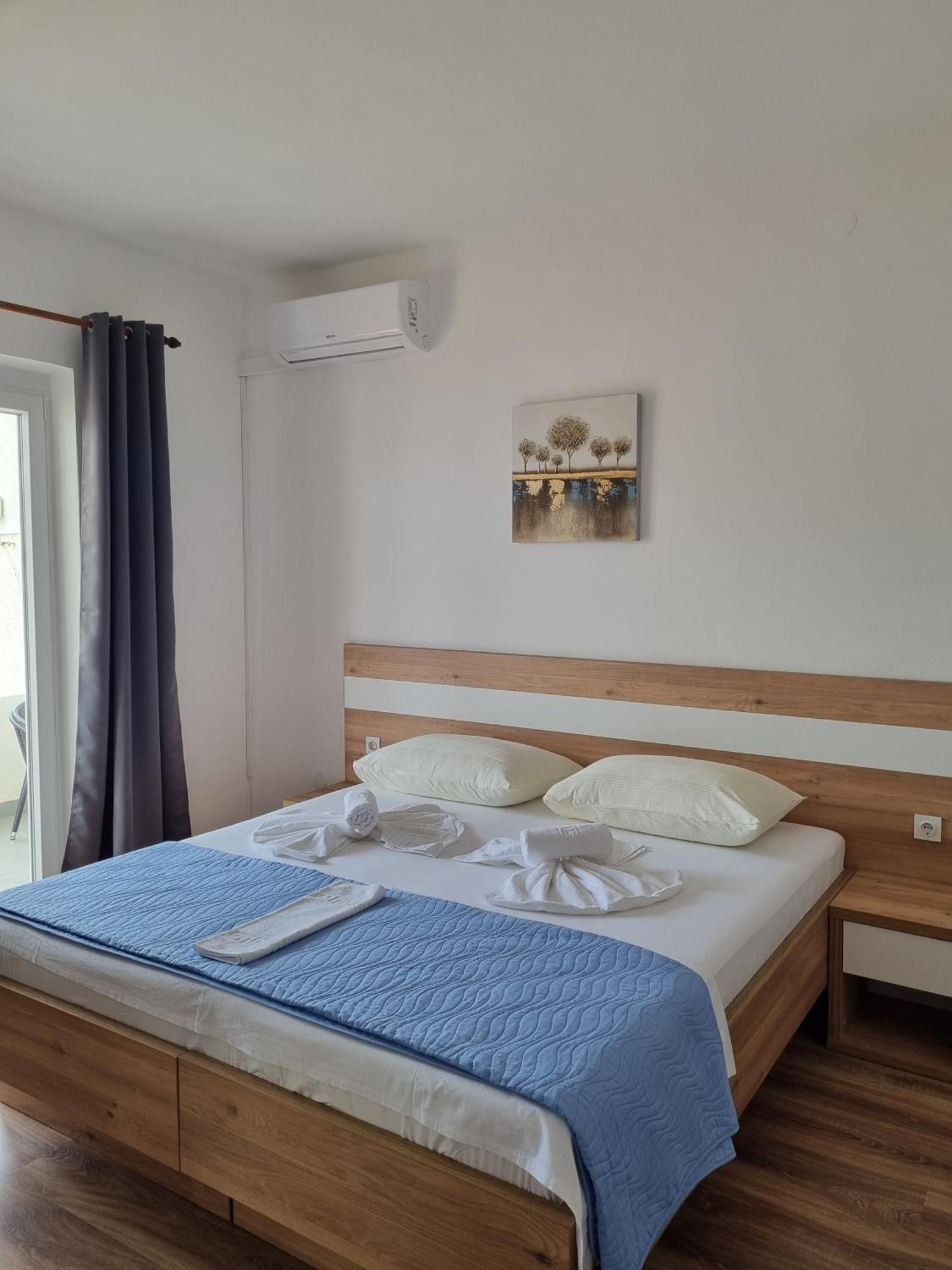 Bed And Breakfast Miramar Starigrad Paklenica Dış mekan fotoğraf