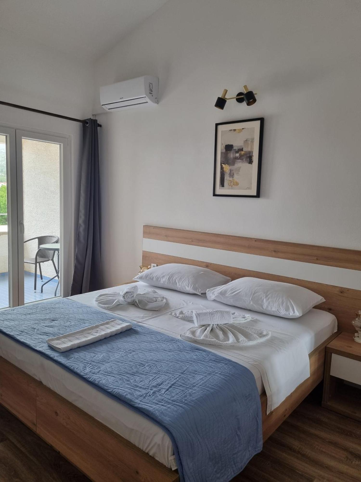 Bed And Breakfast Miramar Starigrad Paklenica Dış mekan fotoğraf