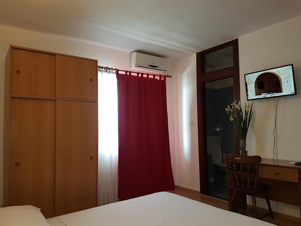 Bed And Breakfast Miramar Starigrad Paklenica Dış mekan fotoğraf