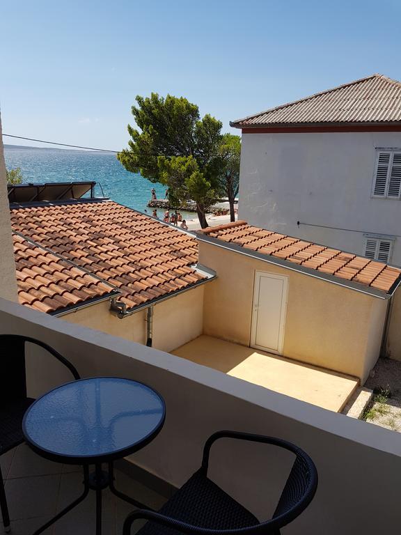 Bed And Breakfast Miramar Starigrad Paklenica Dış mekan fotoğraf